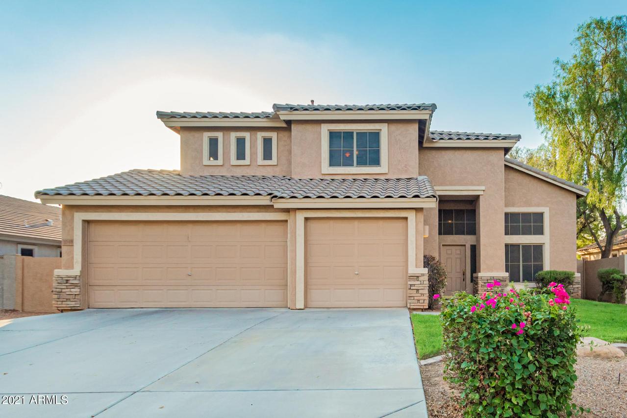 1048 S Roca St., Gilbert, AZ 85296
