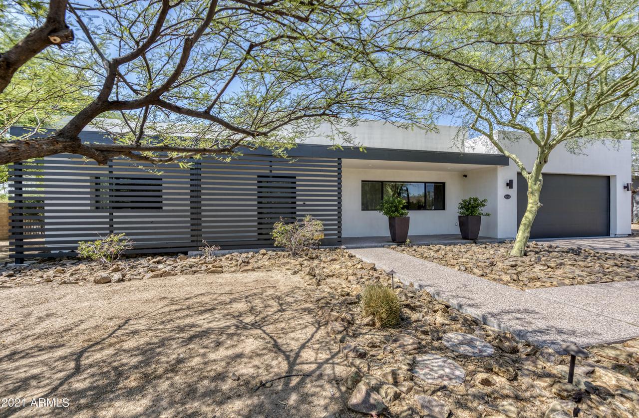 4042 E Saint Joseph Way, Phoenix, AZ 85018