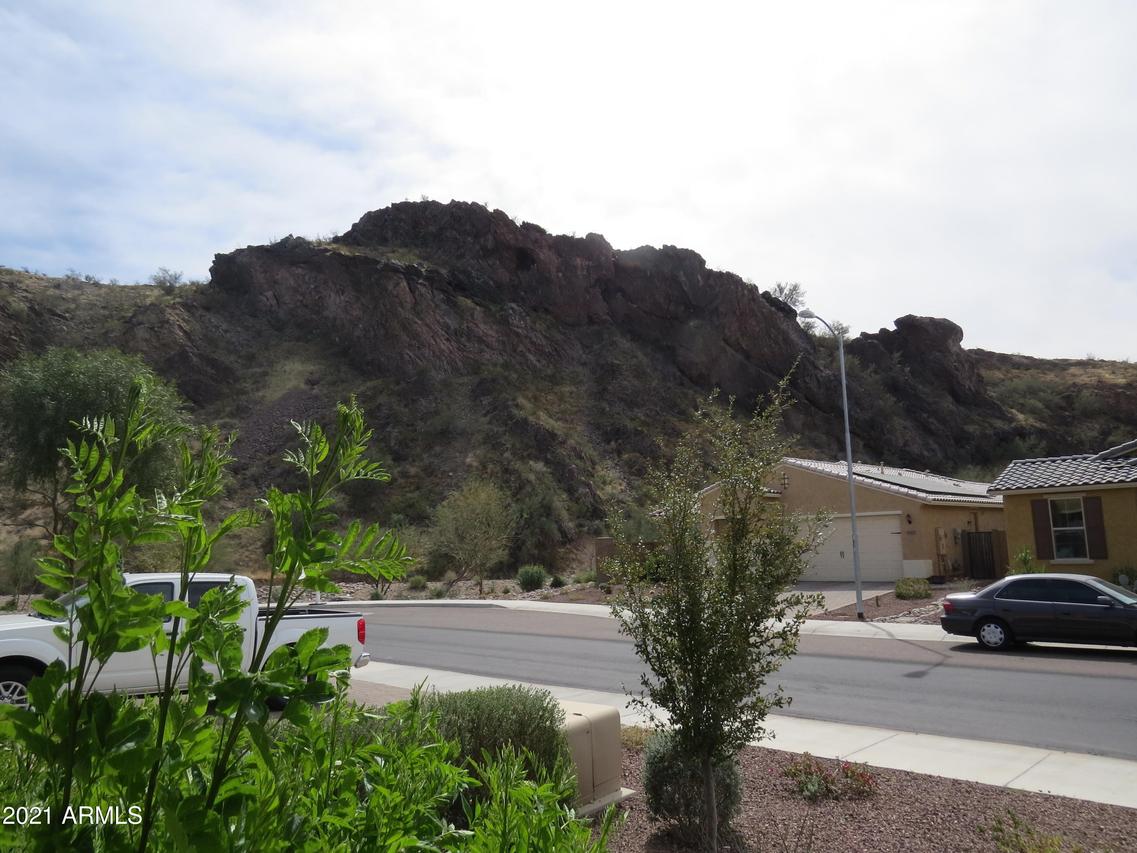 10442 W Maya Way, Peoria, AZ 85383