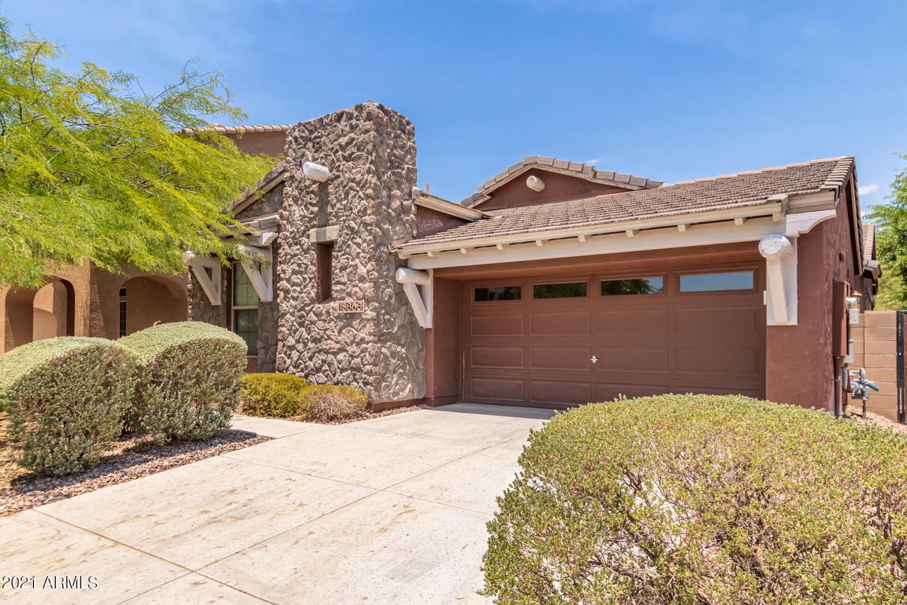 13666 W Chaparosa Way, Peoria, AZ 85383