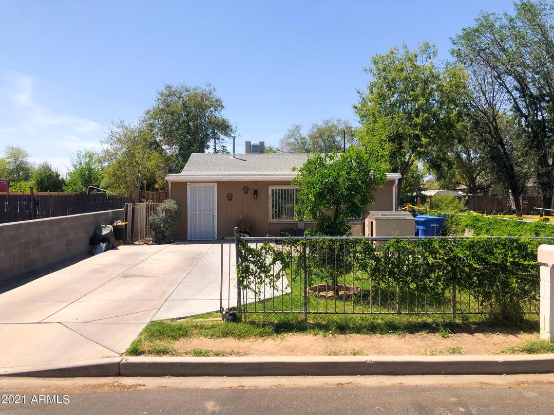 5646 S 8th St., Phoenix, AZ 85040