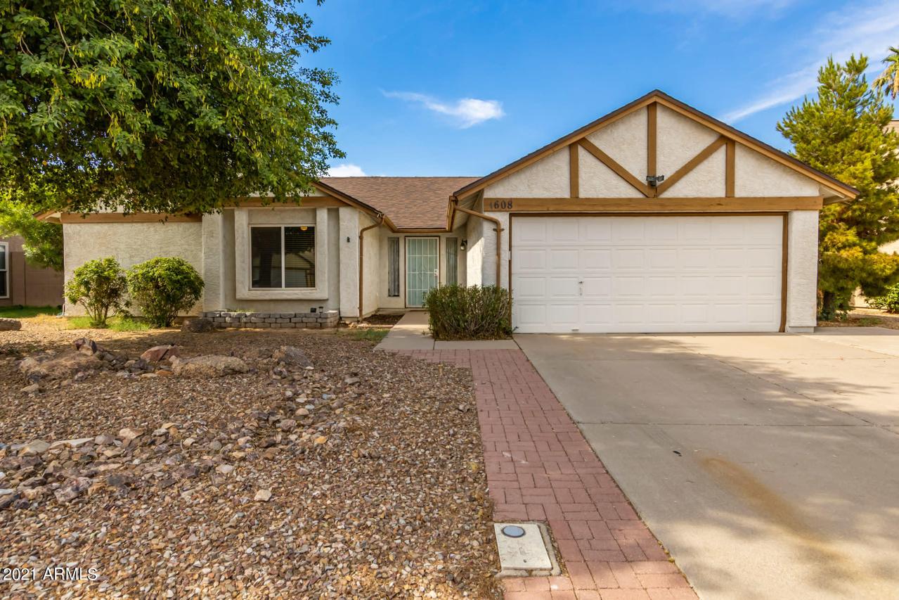 1608 W Barrow Dr., Chandler, AZ 85224
