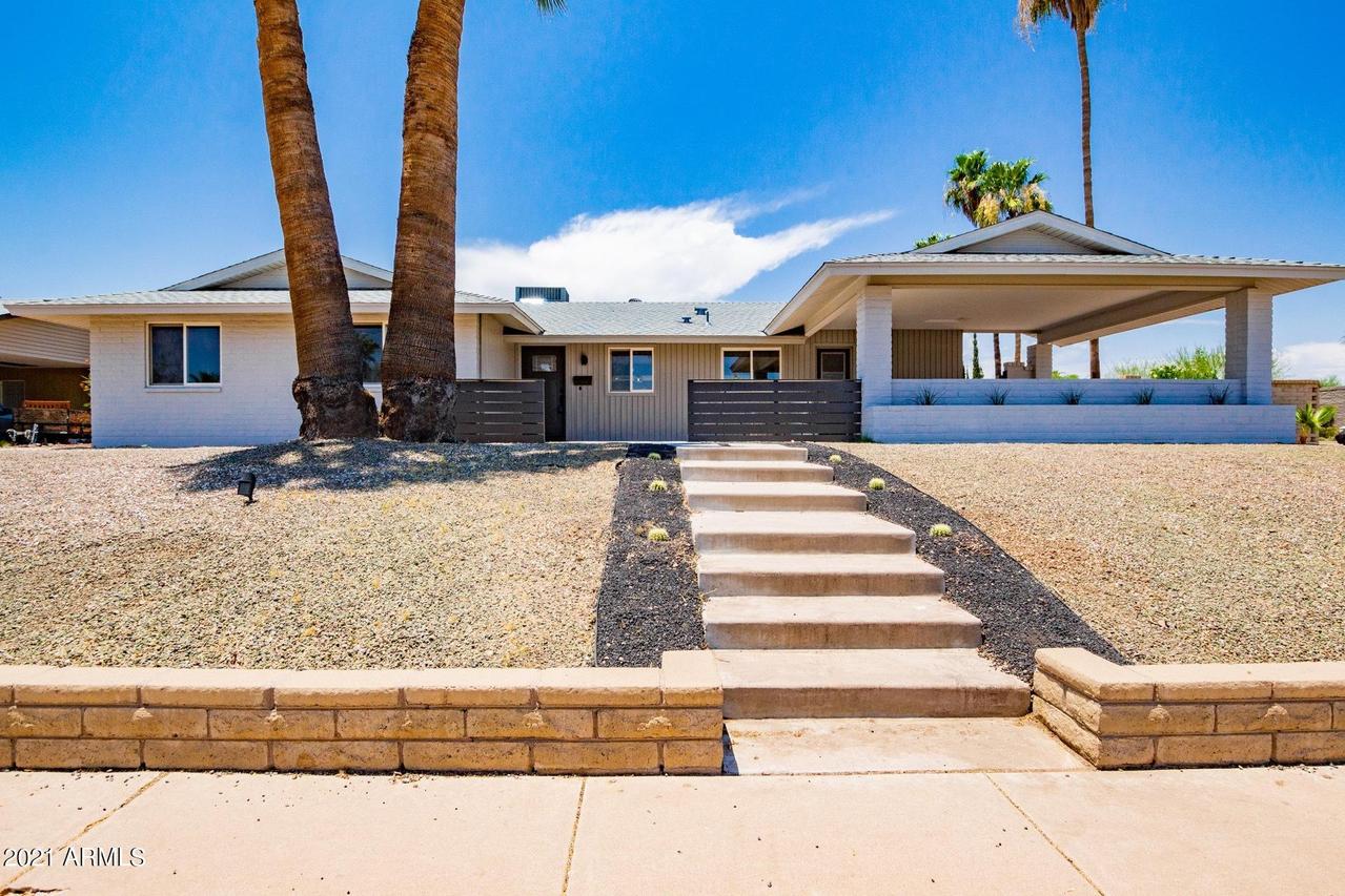 10050 N 26th St., Phoenix, AZ 85028