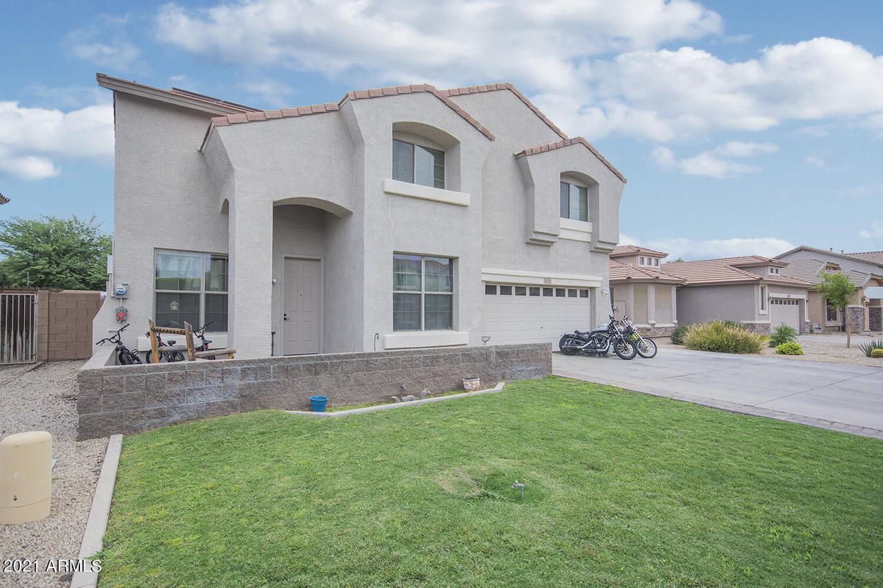 9573 N 83rd Dr., Peoria, AZ 85345