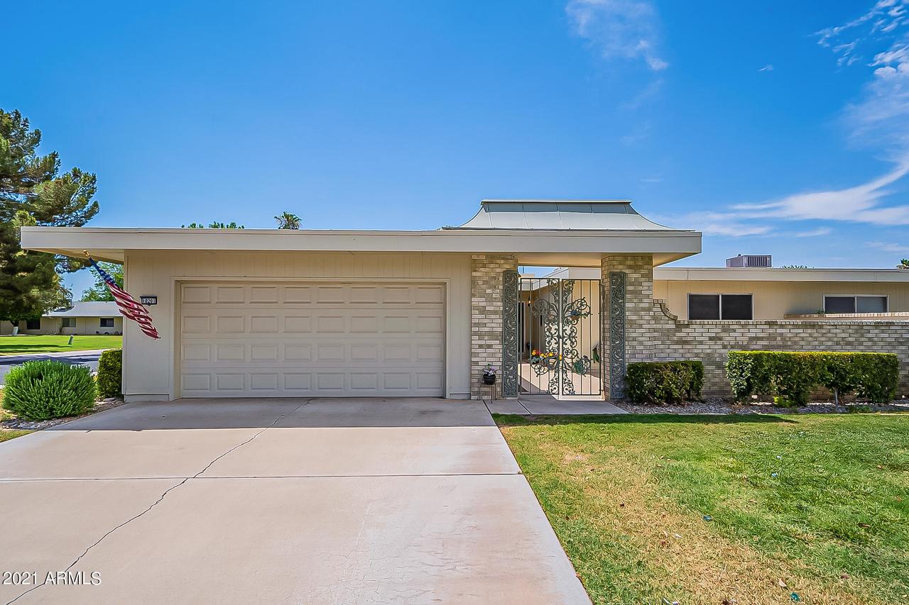 10201 W Highwood Ln., Sun City, AZ 85373