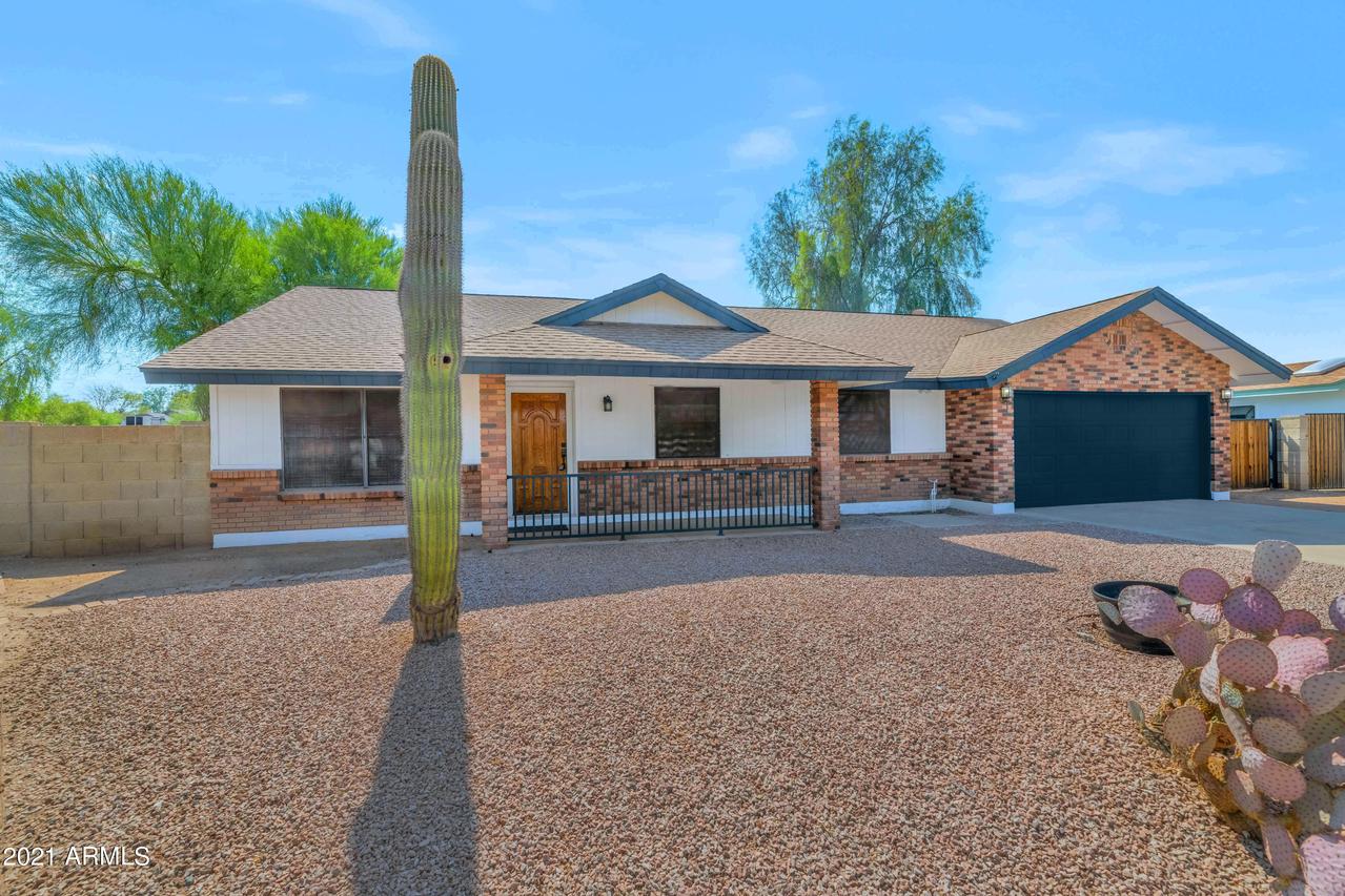 1649 N Jones Cir., Mesa, AZ 85203
