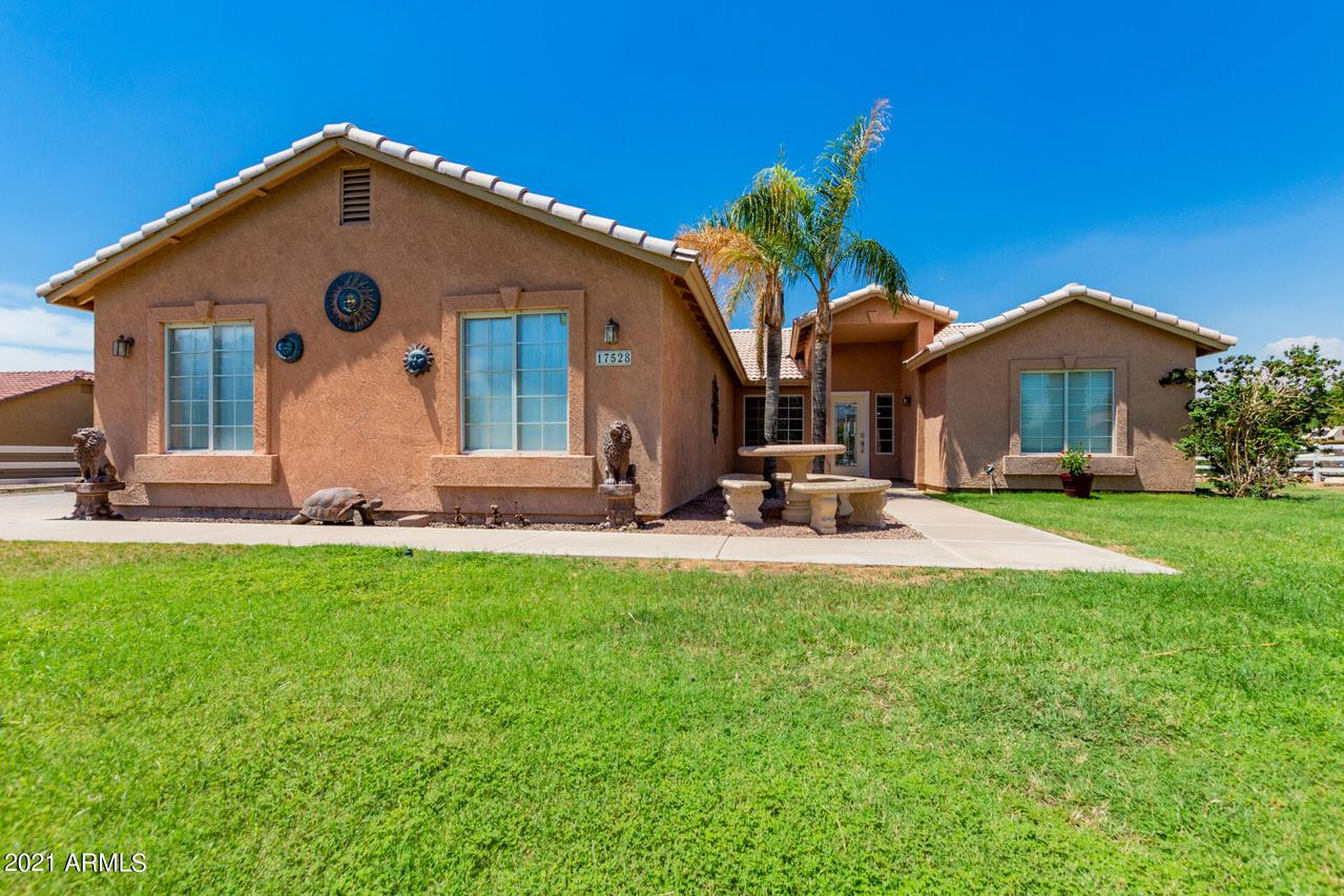 17528 E Chestnut Dr., Queen Creek, AZ 85142