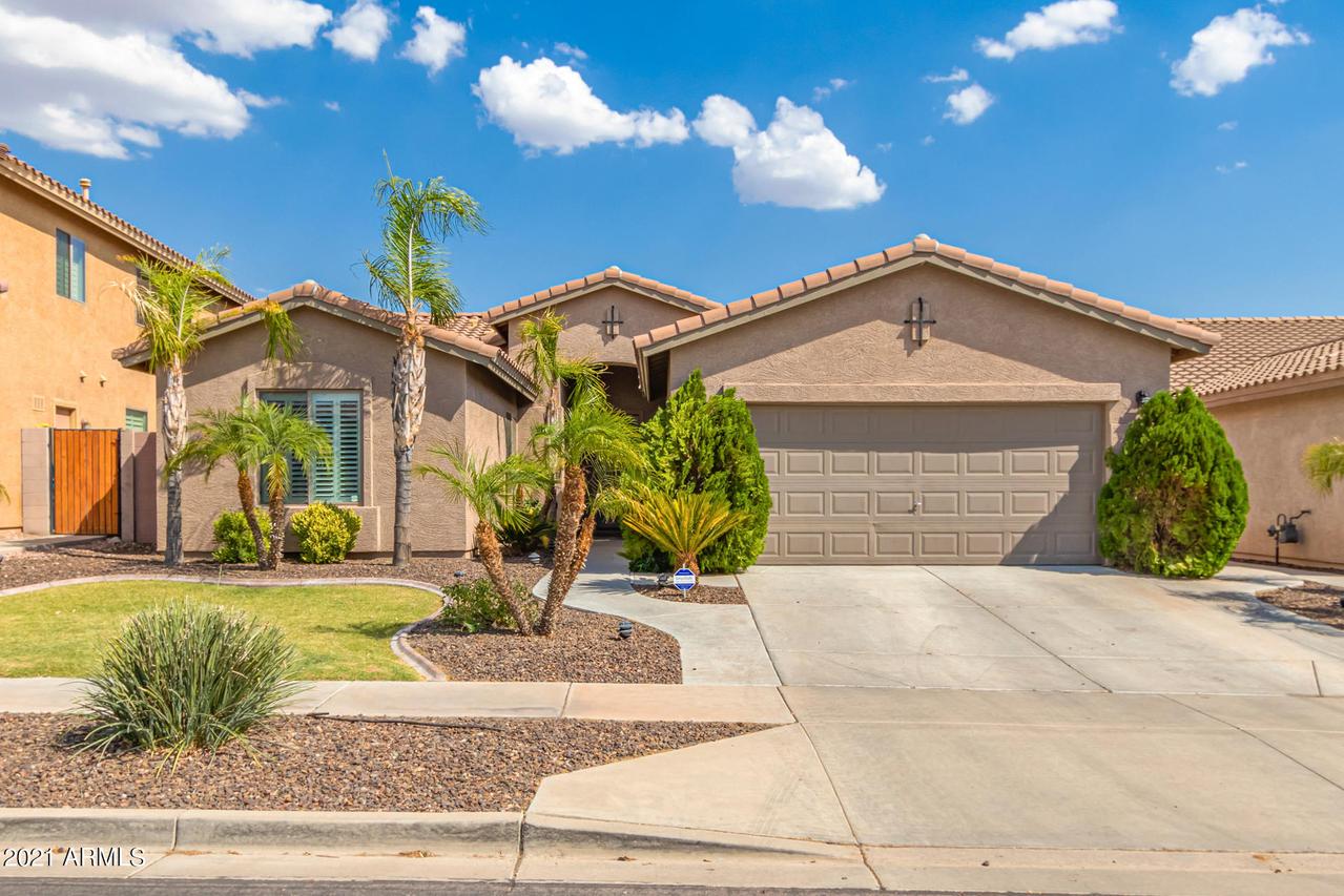 2125 W Hedgehog Pl., Phoenix, AZ 85085