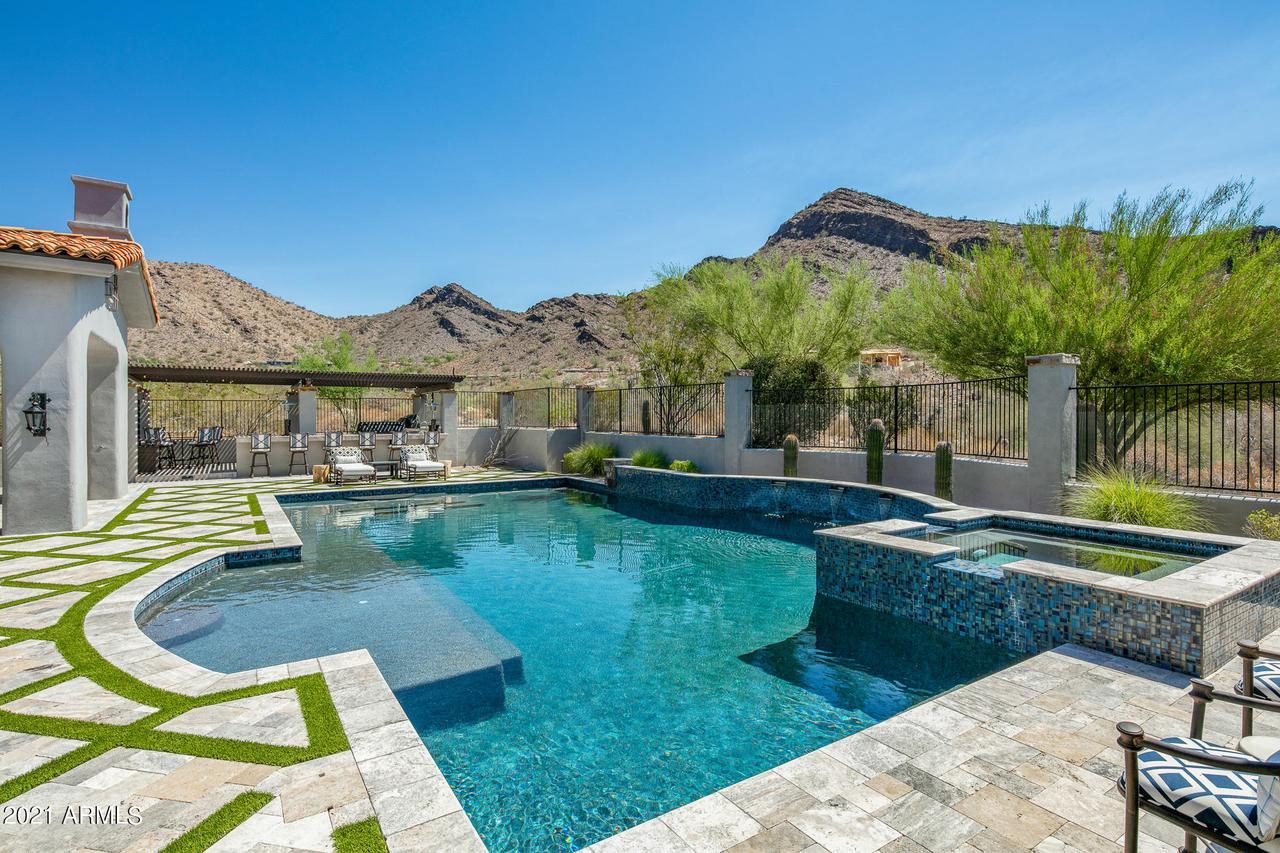 9820 E Thompson Peak Pkwy. #832, Scottsdale, AZ 85255