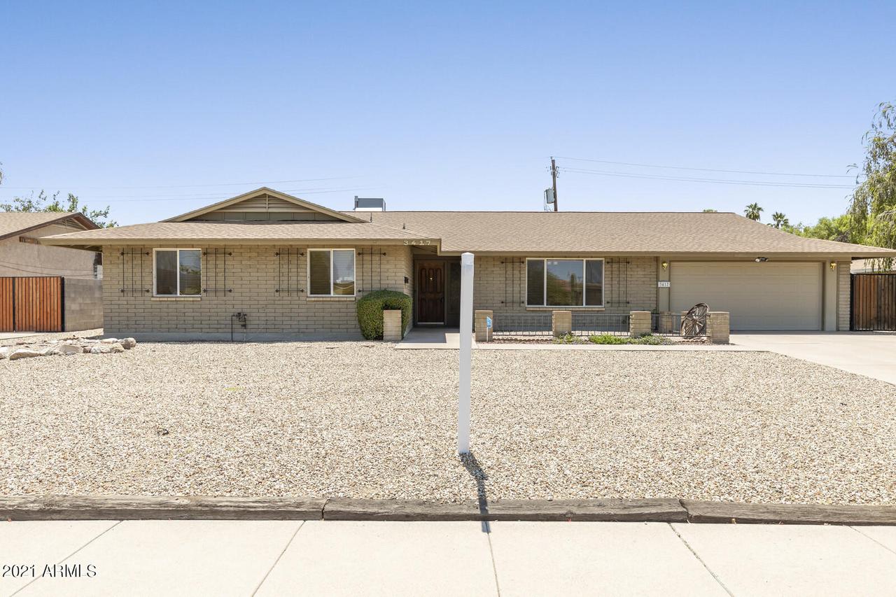 3417 E Beryl Ln., Phoenix, AZ 85028