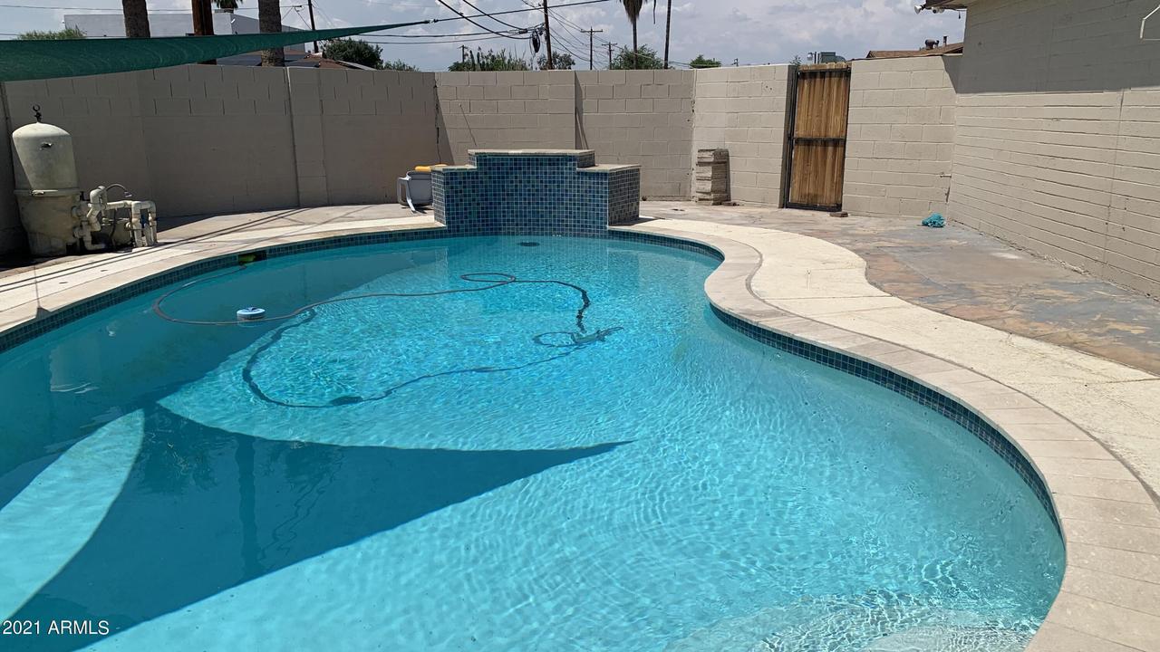 4310 N 27th Dr., Phoenix, AZ 85017