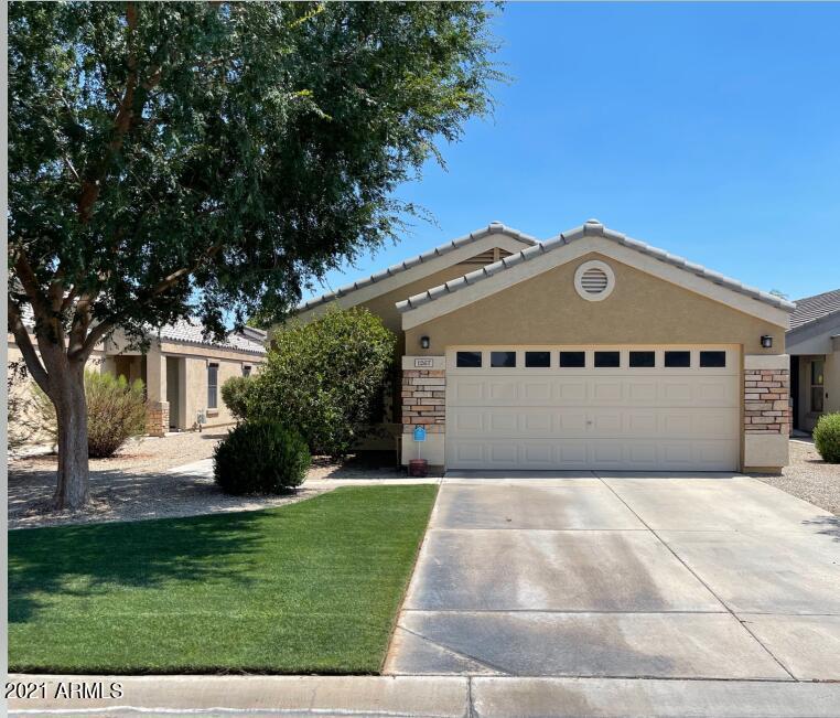 1267 E Christopher St., San Tan Valley, AZ 85140