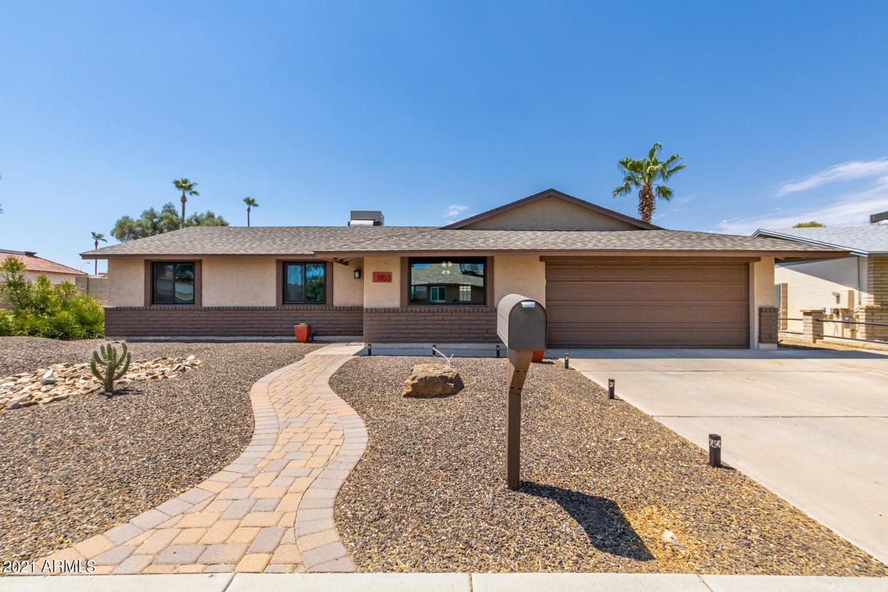 1103 W Palomino Dr., Chandler, AZ 85224