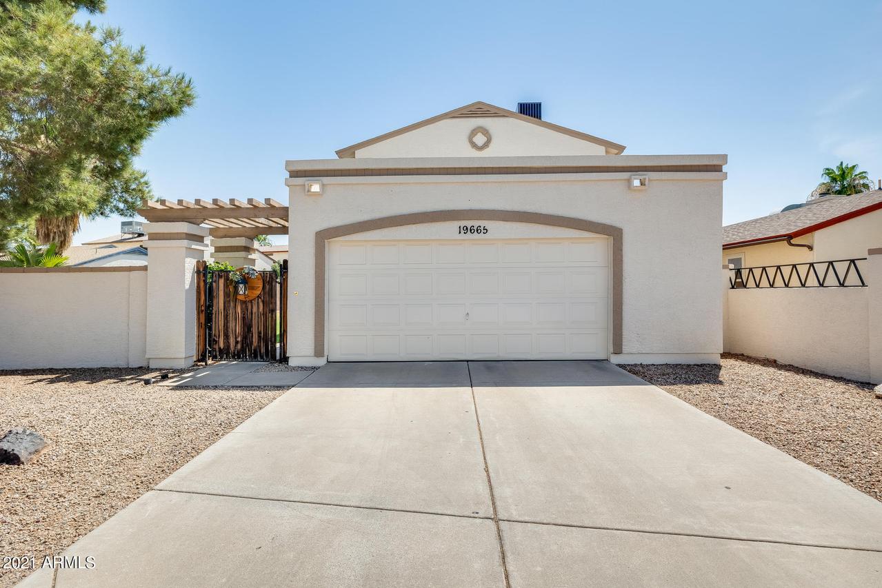 19665 N 48th Ln., Glendale, AZ 85308