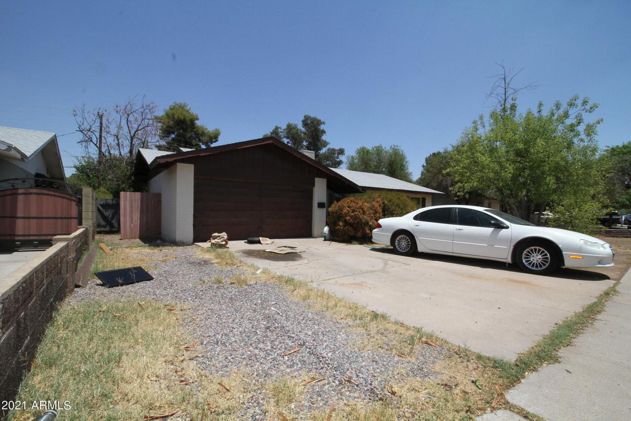 226 E Balboa Dr., Tempe, AZ 85282