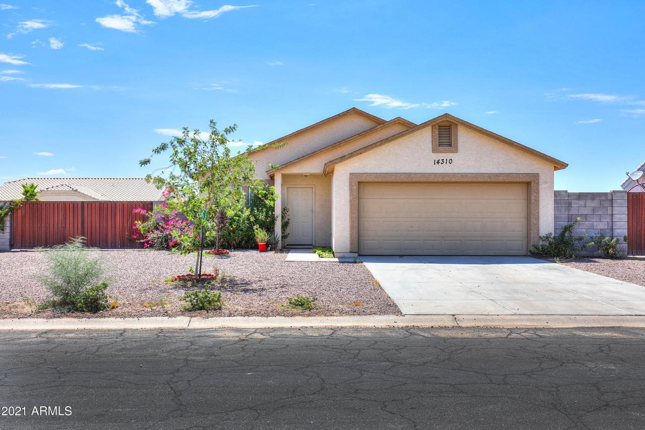 14310 S Acapulco Rd., Arizona City, AZ 85123