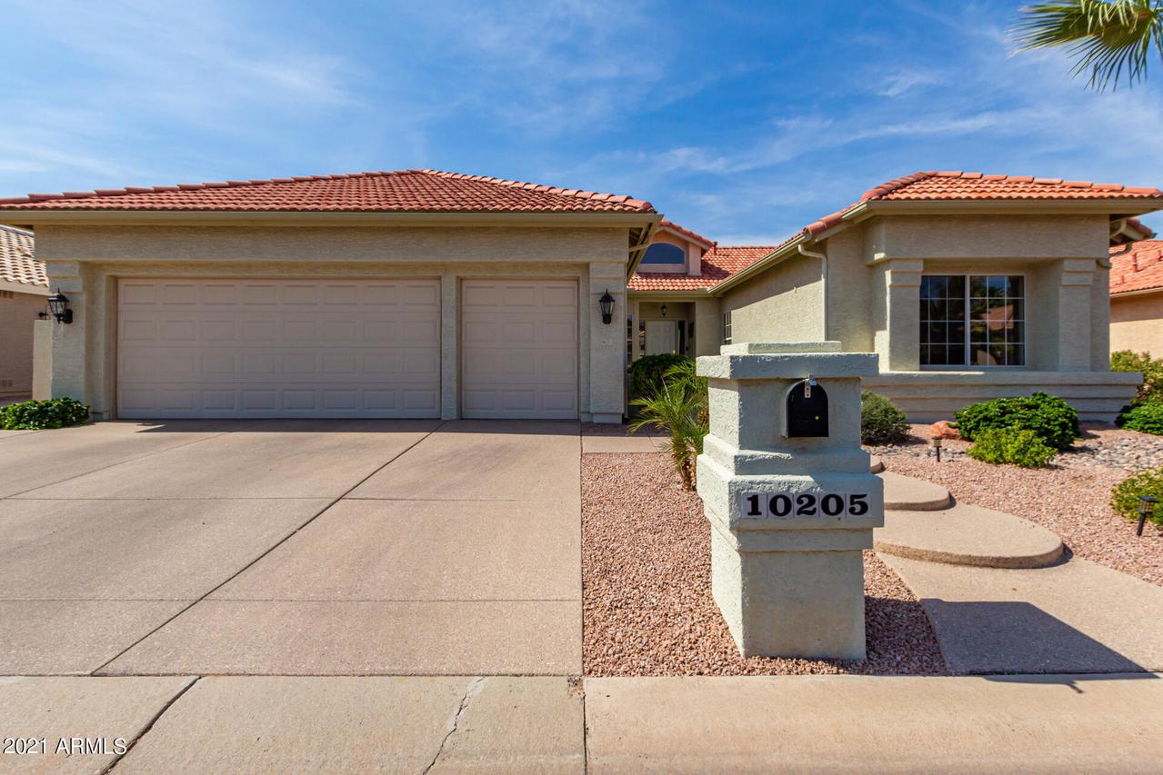 10205 E Coopers Hawk Dr., Sun Lakes, AZ 85248