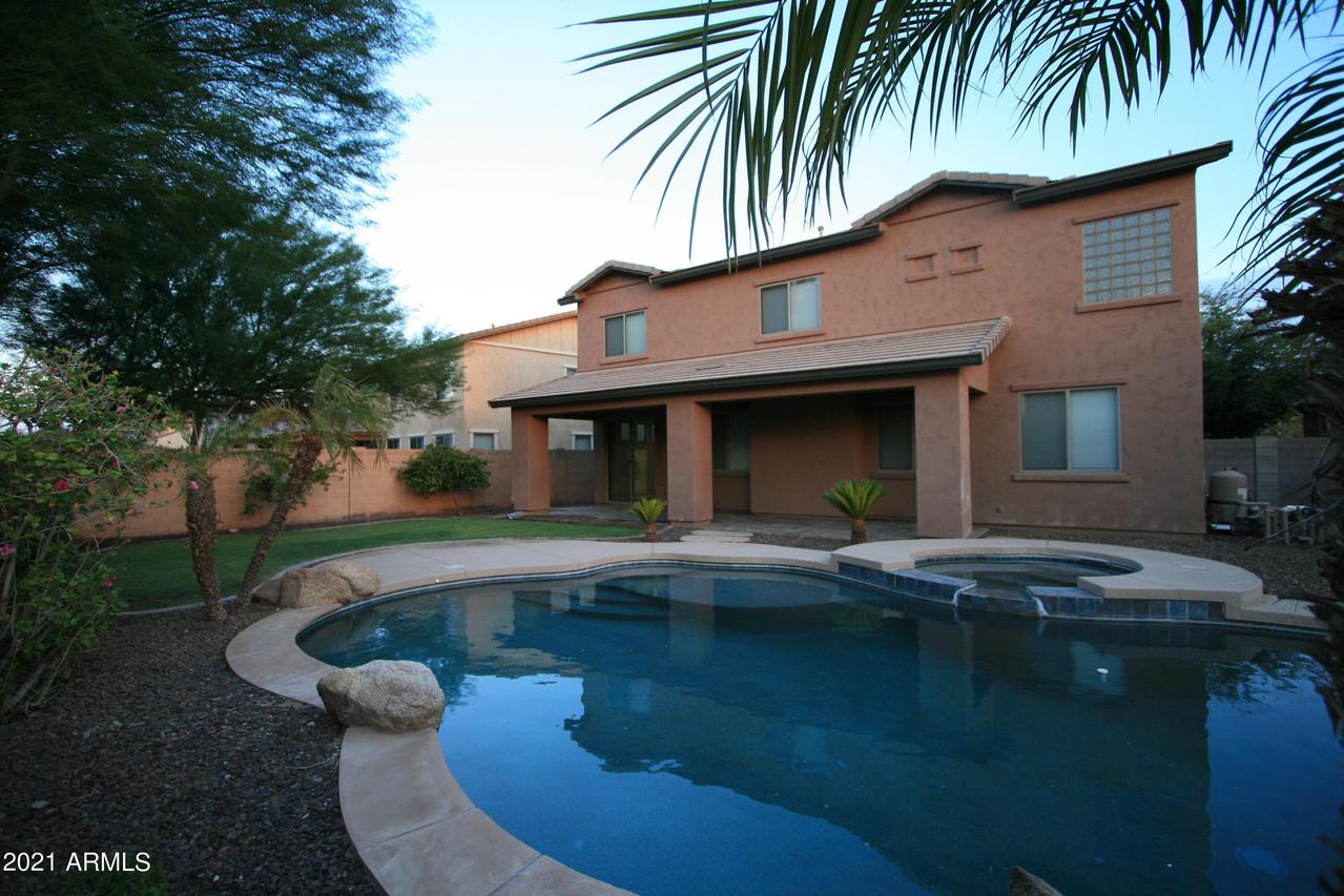 15580 W Westview Dr., Goodyear, AZ 85395