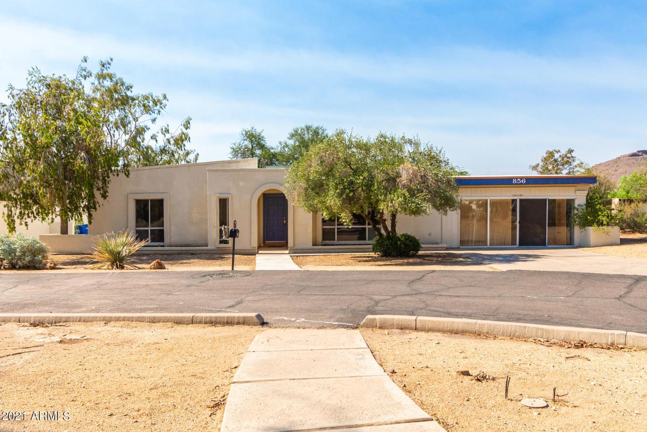 856 E Village Circle Dr., Phoenix, AZ 85022