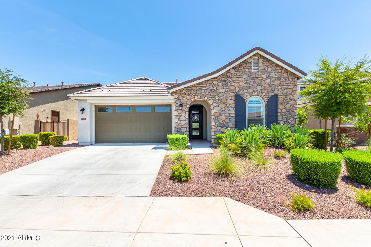 22271 N 98th Ave., Peoria, AZ 85383