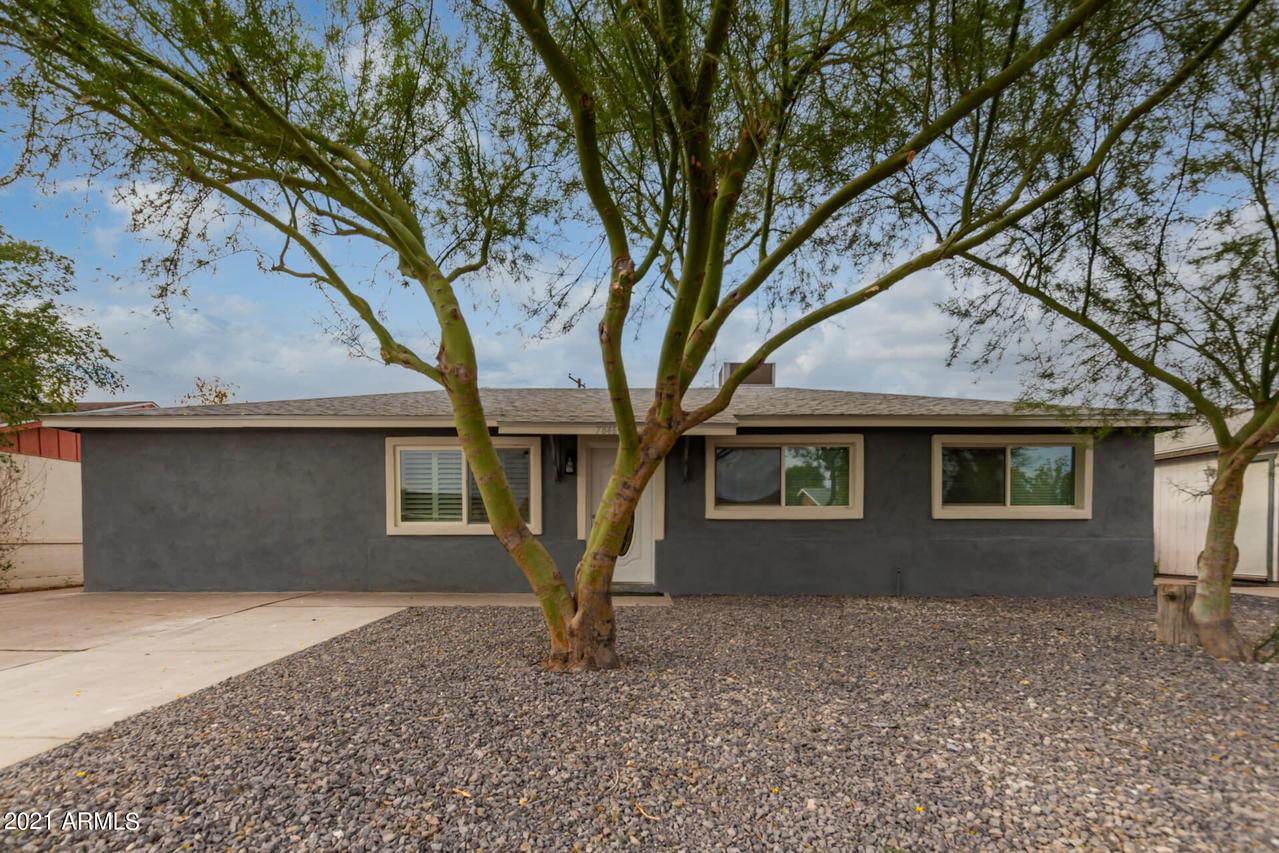 7846 E Belleview St., Scottsdale, AZ 85257