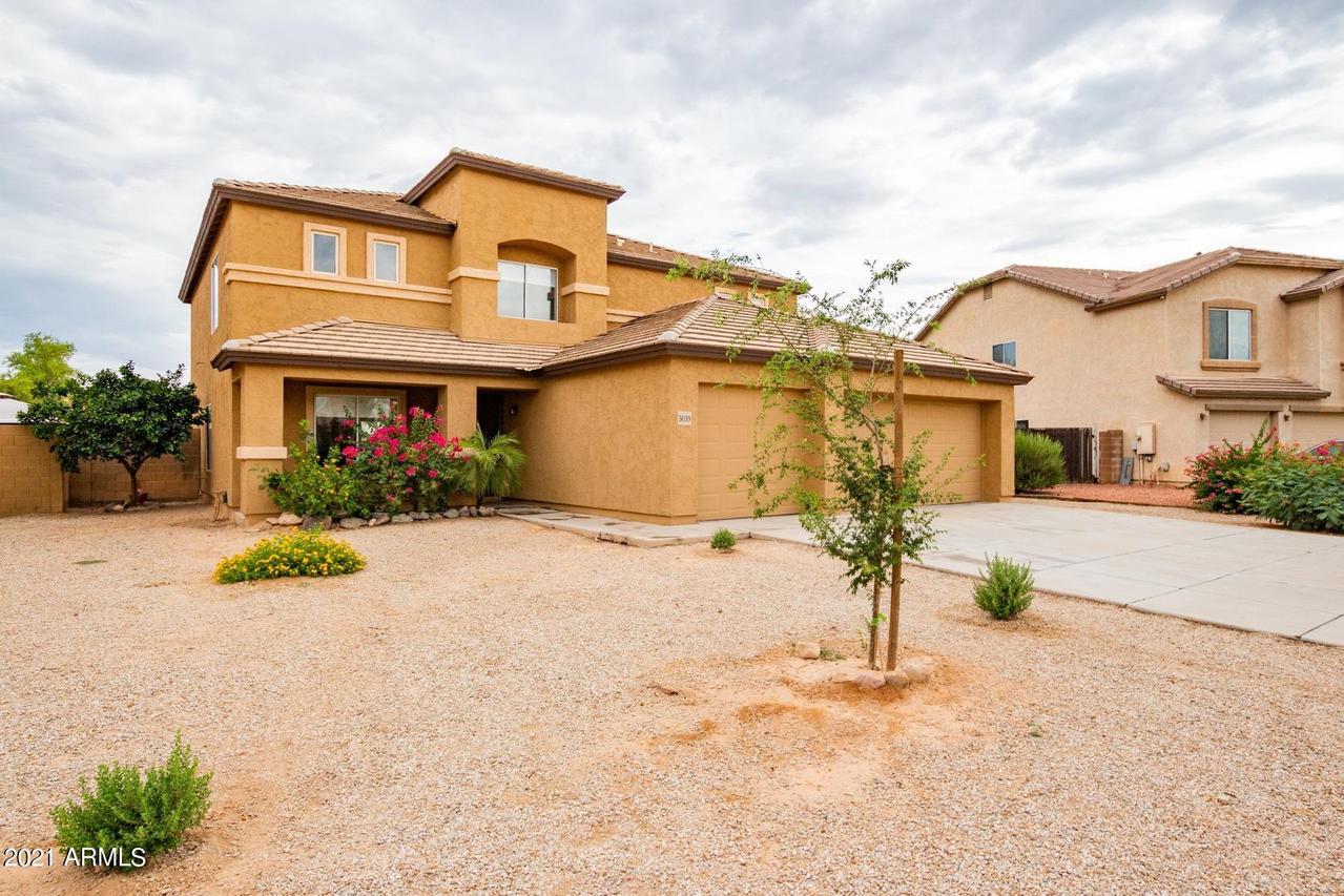 3039 E Mineral Park Rd., San Tan Valley, AZ 85143