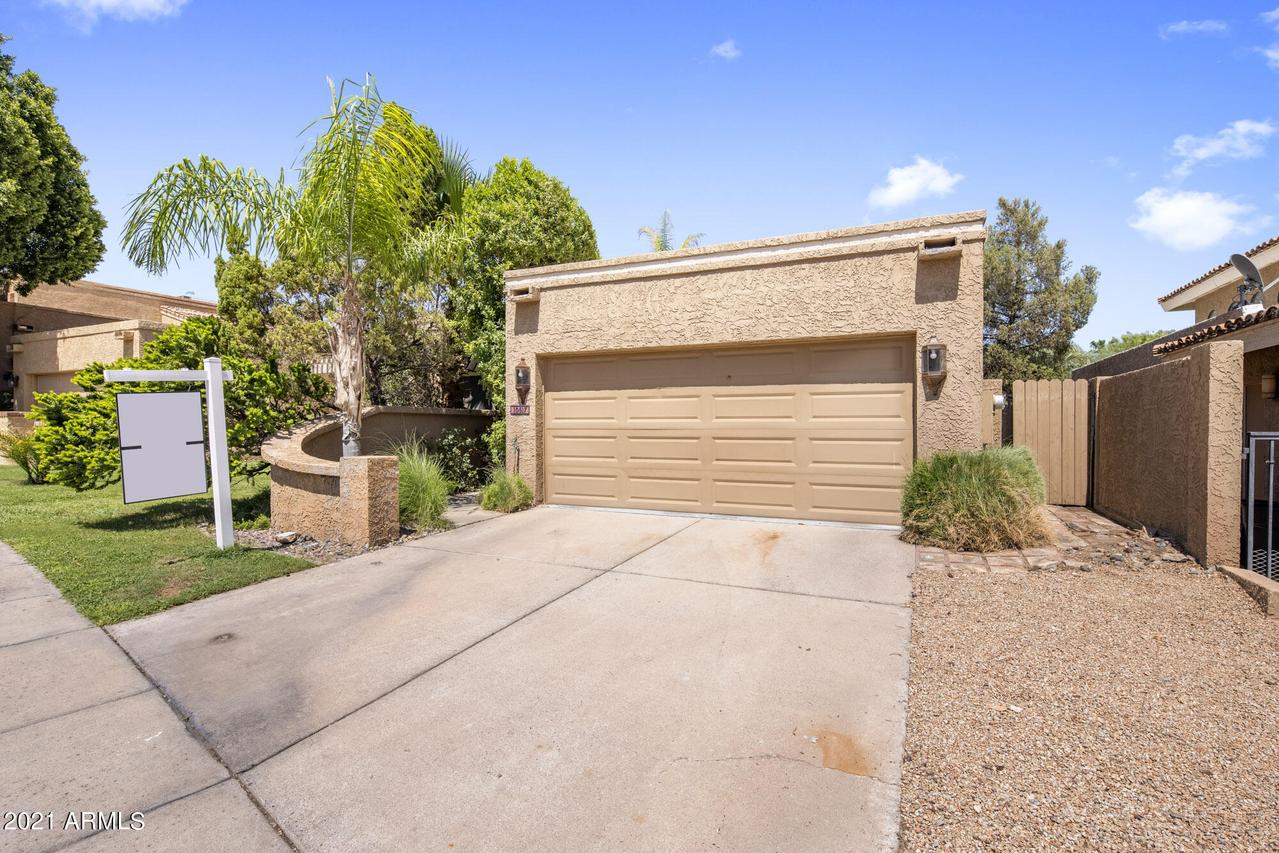 10617 N 9th St., Phoenix, AZ 85020