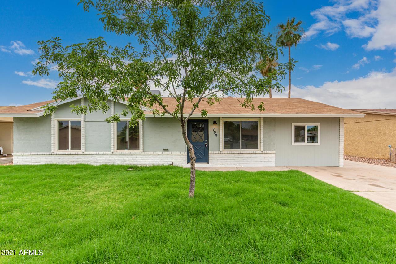 709 E Holmes Ave., Mesa, AZ 85204