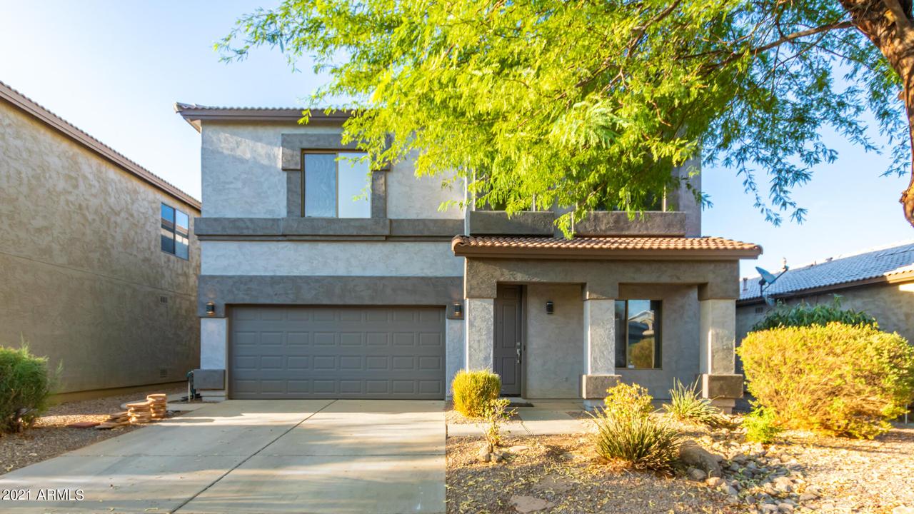 208 E Shawnee Rd., San Tan Valley, AZ 85143