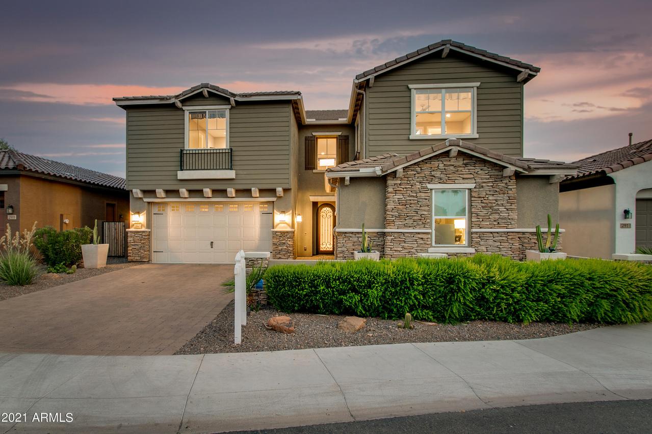 2915 E Madison Vistas Dr., Phoenix, AZ 85016