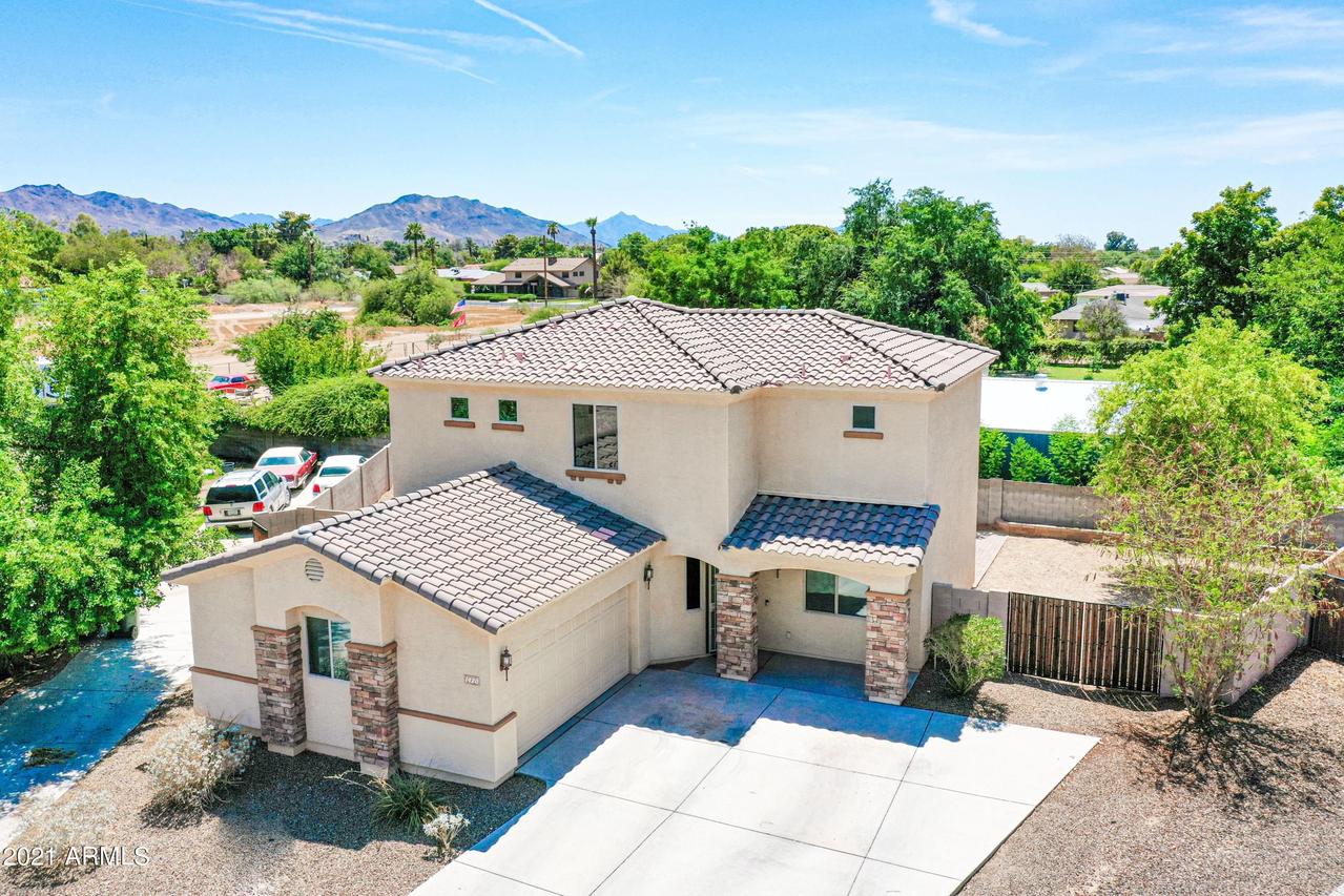 1426 E Constance Way, Phoenix, AZ 85042