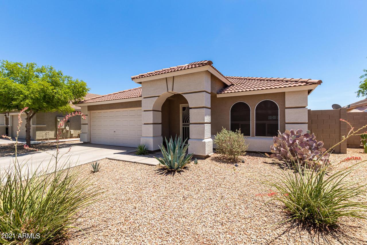 117 N 151st Ave., Goodyear, AZ 85338