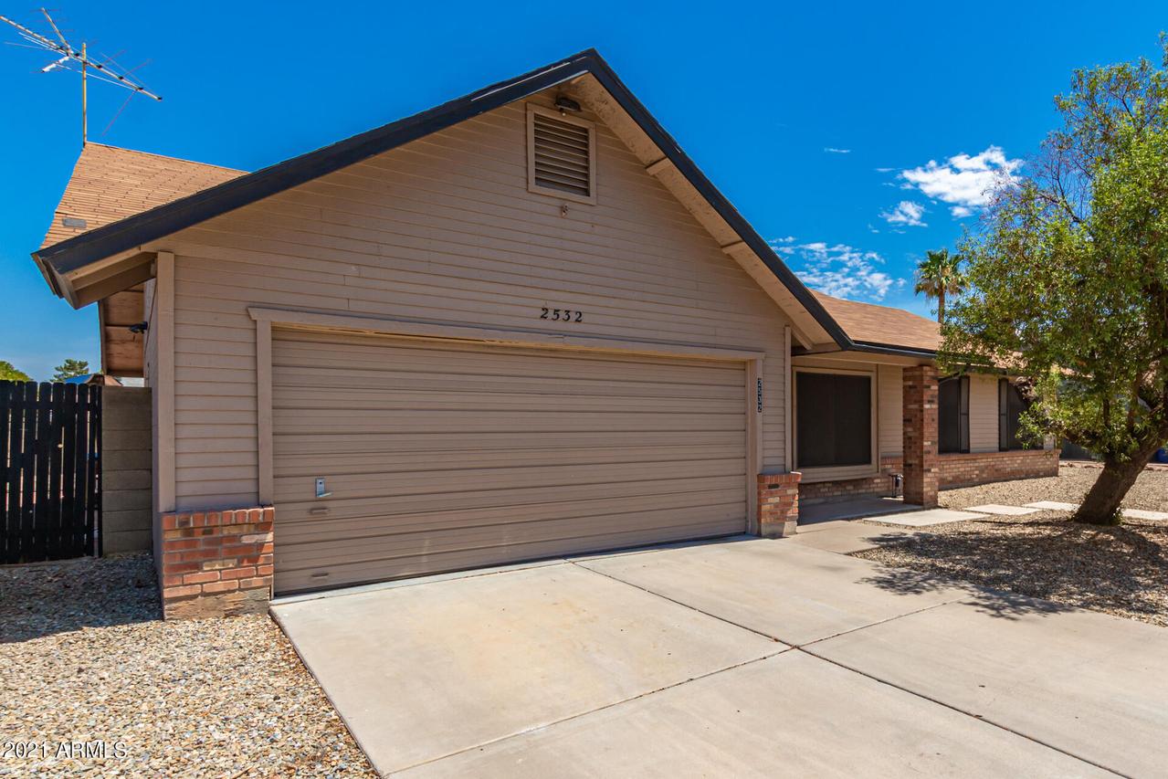2532 E Carmel Ave., Mesa, AZ 85204