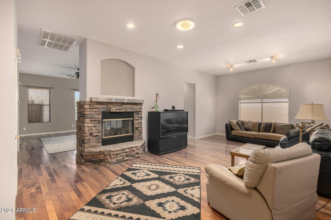 6529 W Andrea Dr., Phoenix, AZ 85083