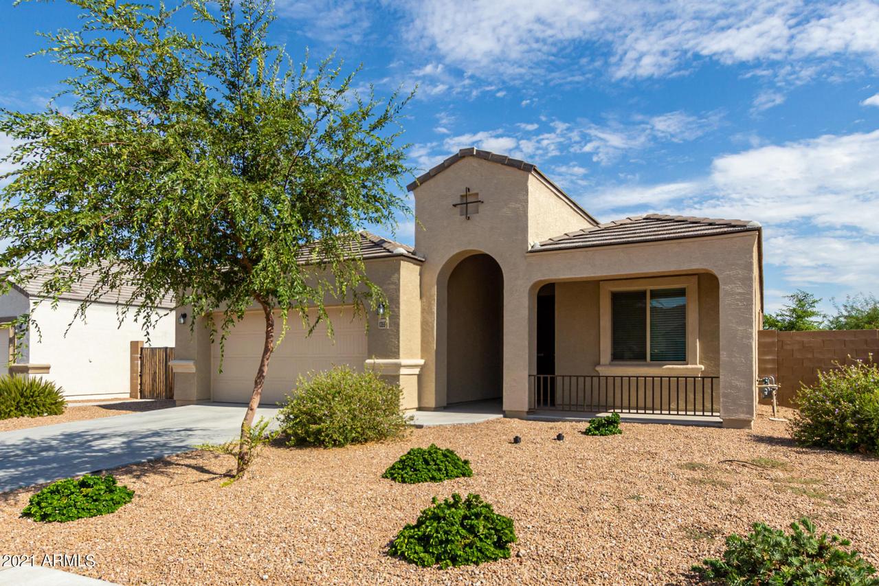 13553 W Briles Rd., Peoria, AZ 85383