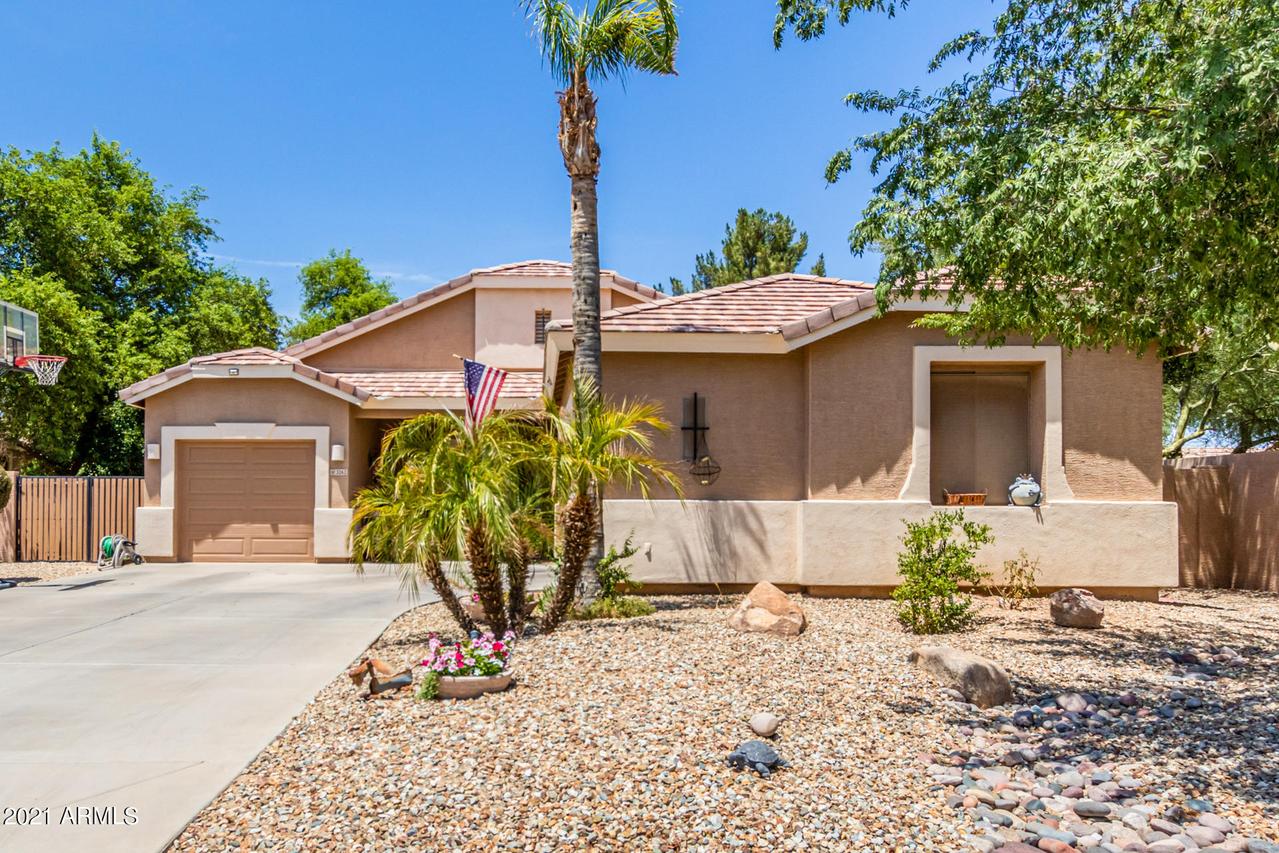 3262 E Bluebird Dr., Gilbert, AZ 85297