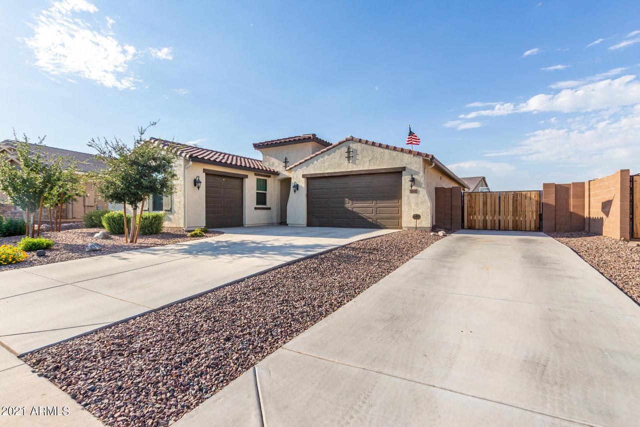 18418 W Meadowbrook Ave., Goodyear, AZ 85395