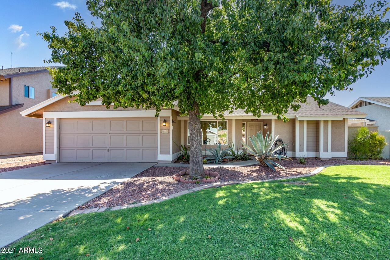 1912 N Pennington Dr., Chandler, AZ 85224