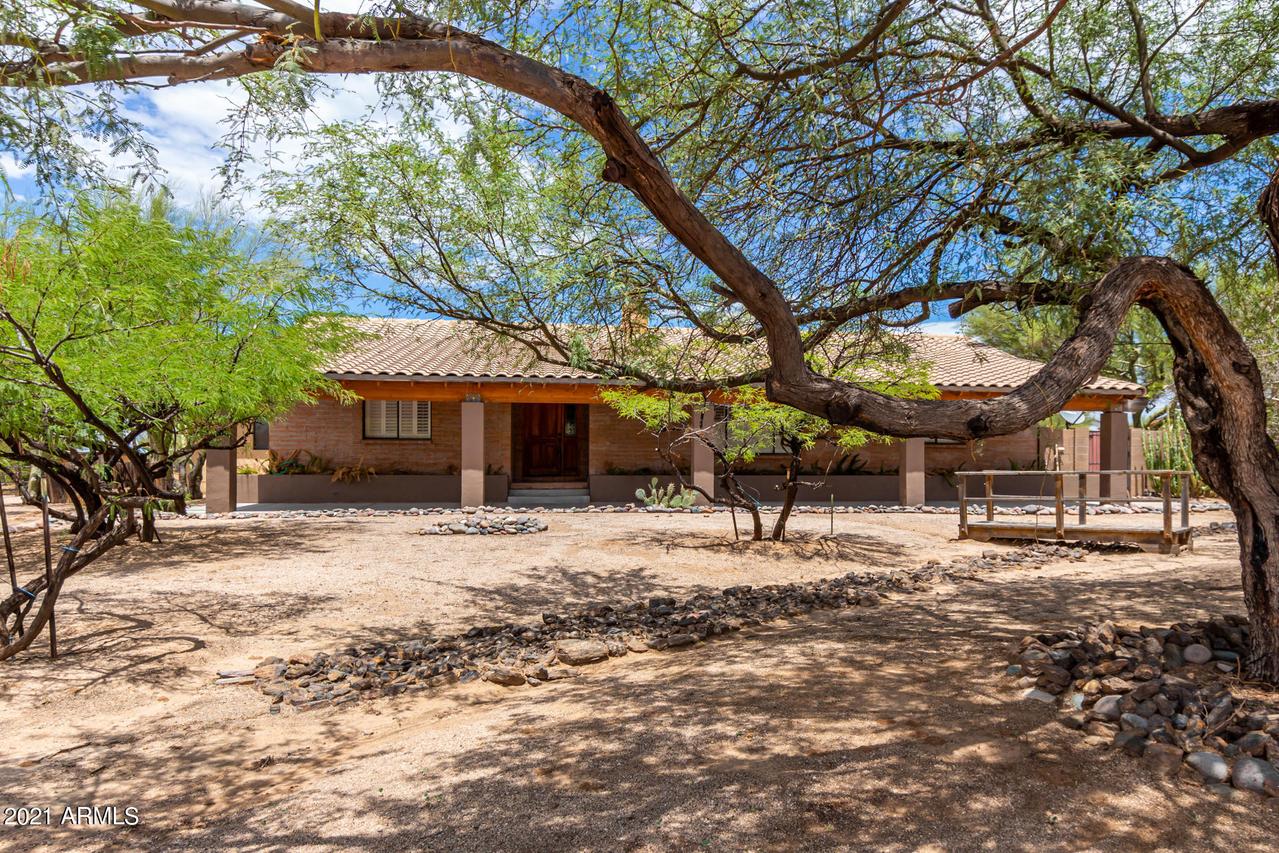 6220 E Windstone Tr., Cave Creek, AZ 85331