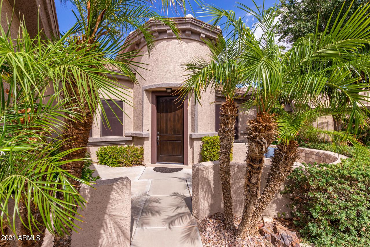 2644 E Colonial Ct., Chandler, AZ 85249