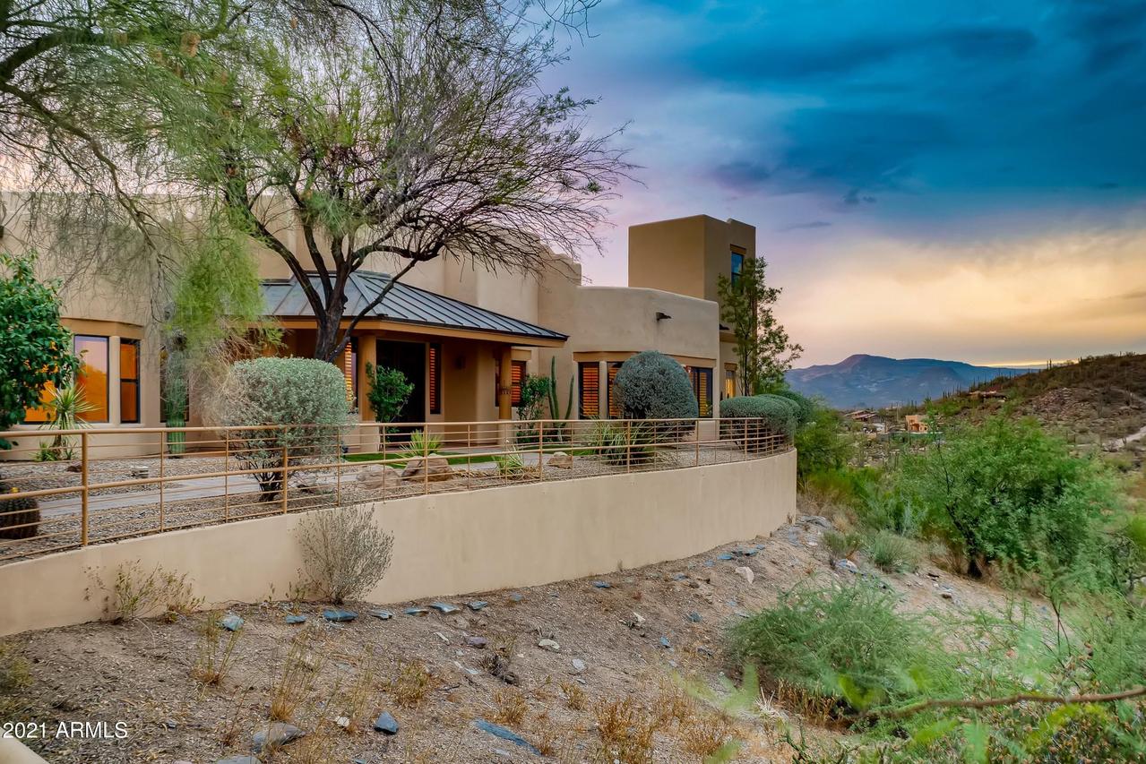 37450 N Never Mind Tr., Carefree, AZ 85377