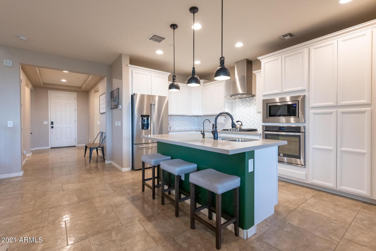 10639 W Eucalyptus Rd., Peoria, AZ 85383