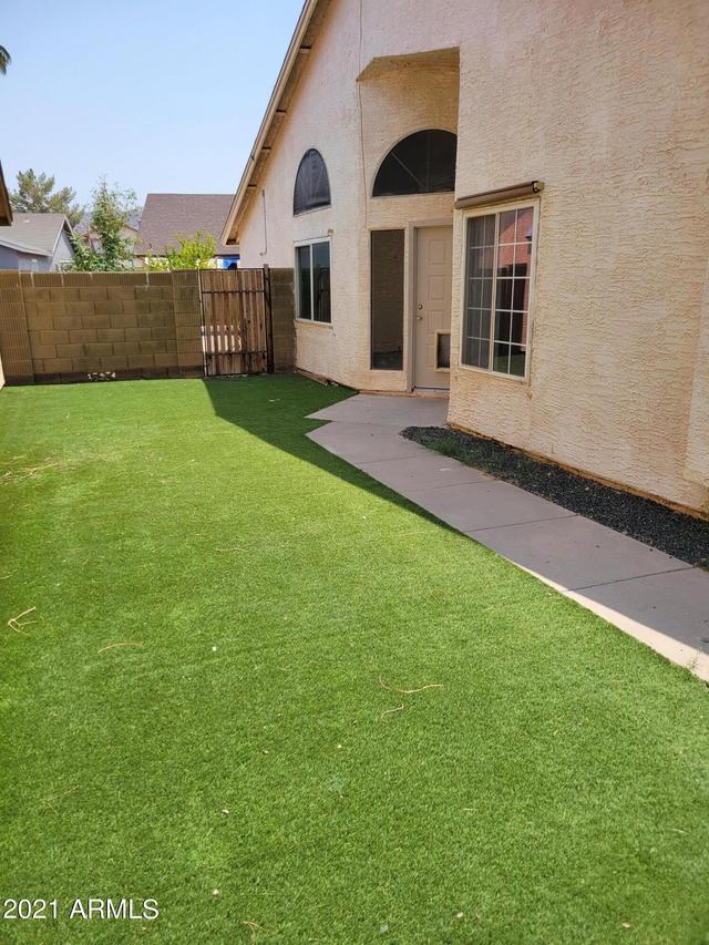 1705 E Greenway Cir., Phoenix, AZ 85042