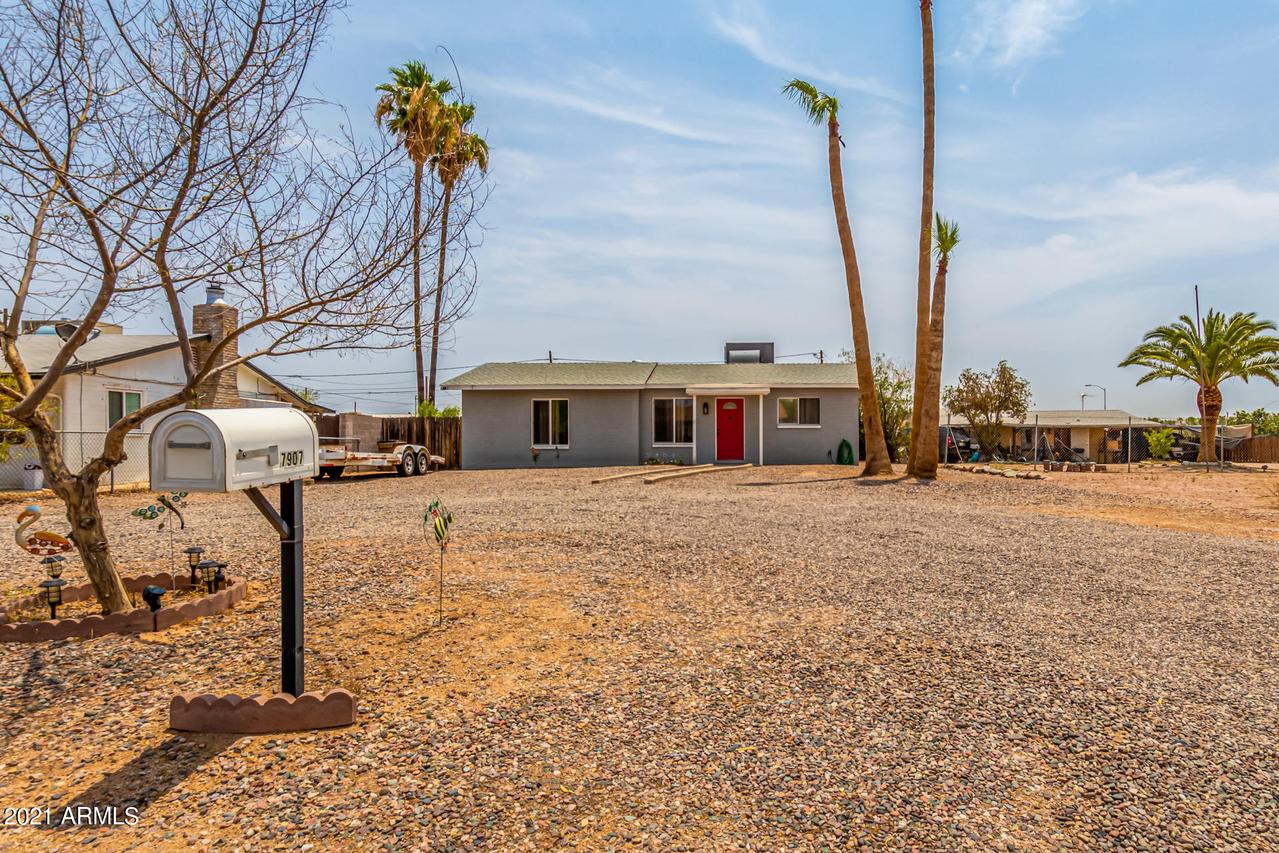7907 E 4th Ave., Mesa, AZ 85208