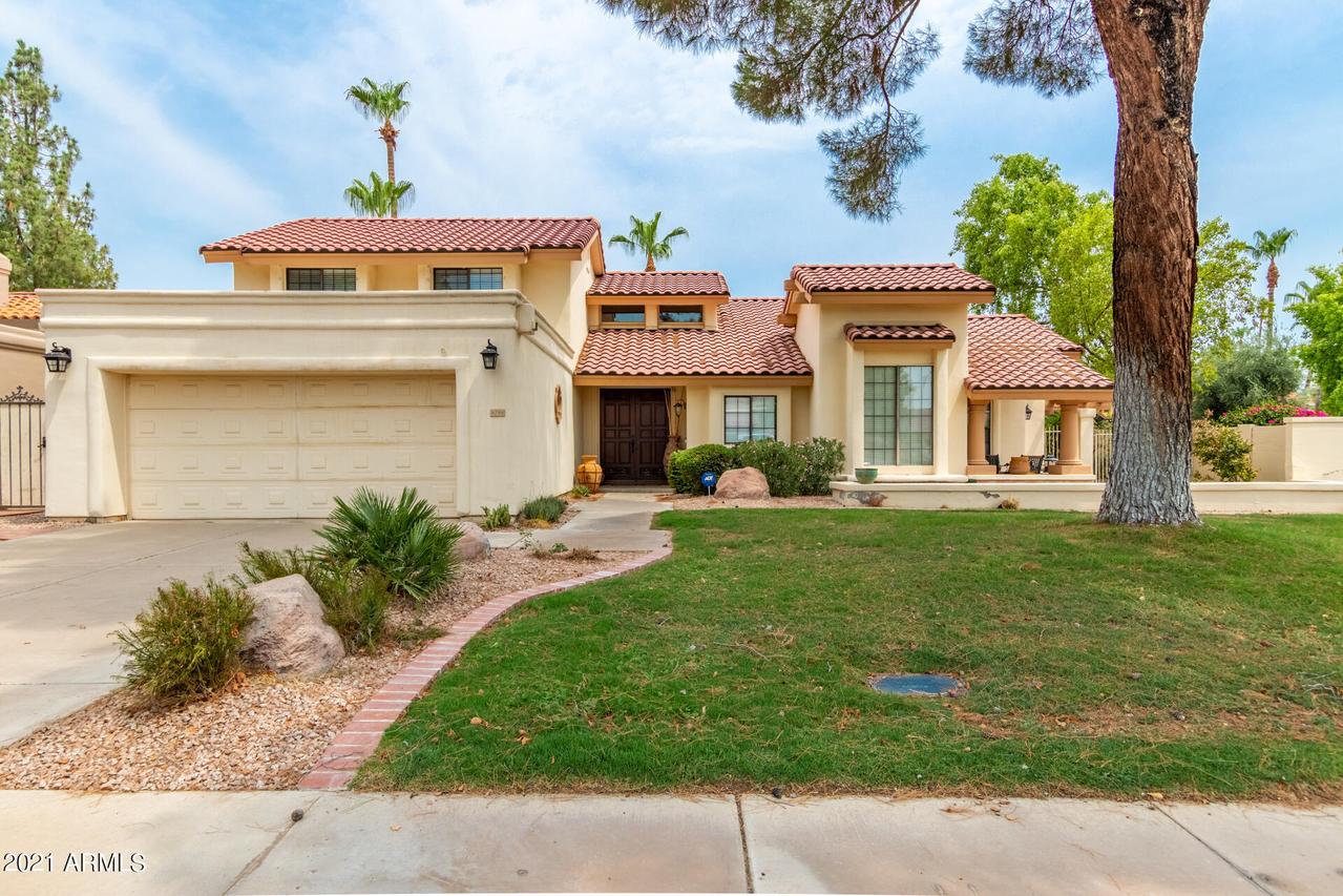 9798 E Cinnabar Ave., Scottsdale, AZ 85258