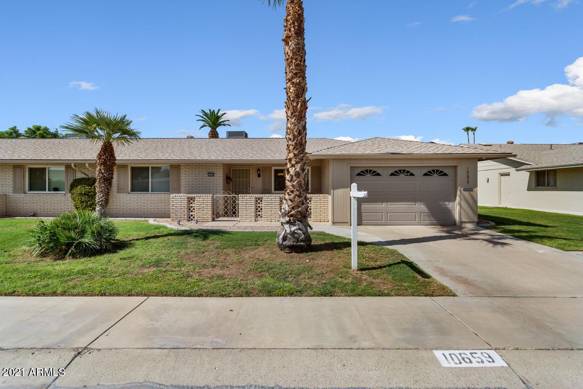10659 W Tropicana Cir., Sun City, AZ 85351