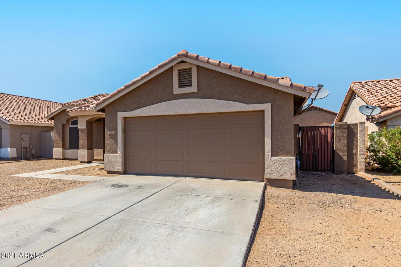 10760 W Sands Dr., Sun City, AZ 85373