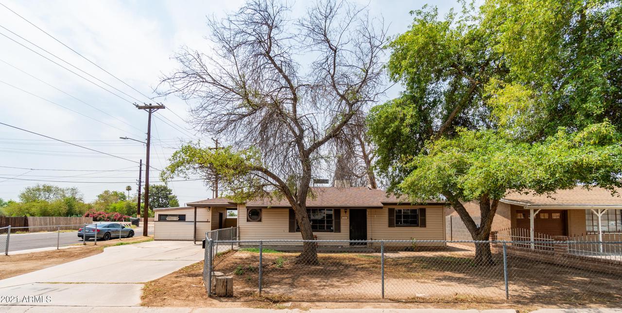 4501 W Crittenden Ln., Phoenix, AZ 85031