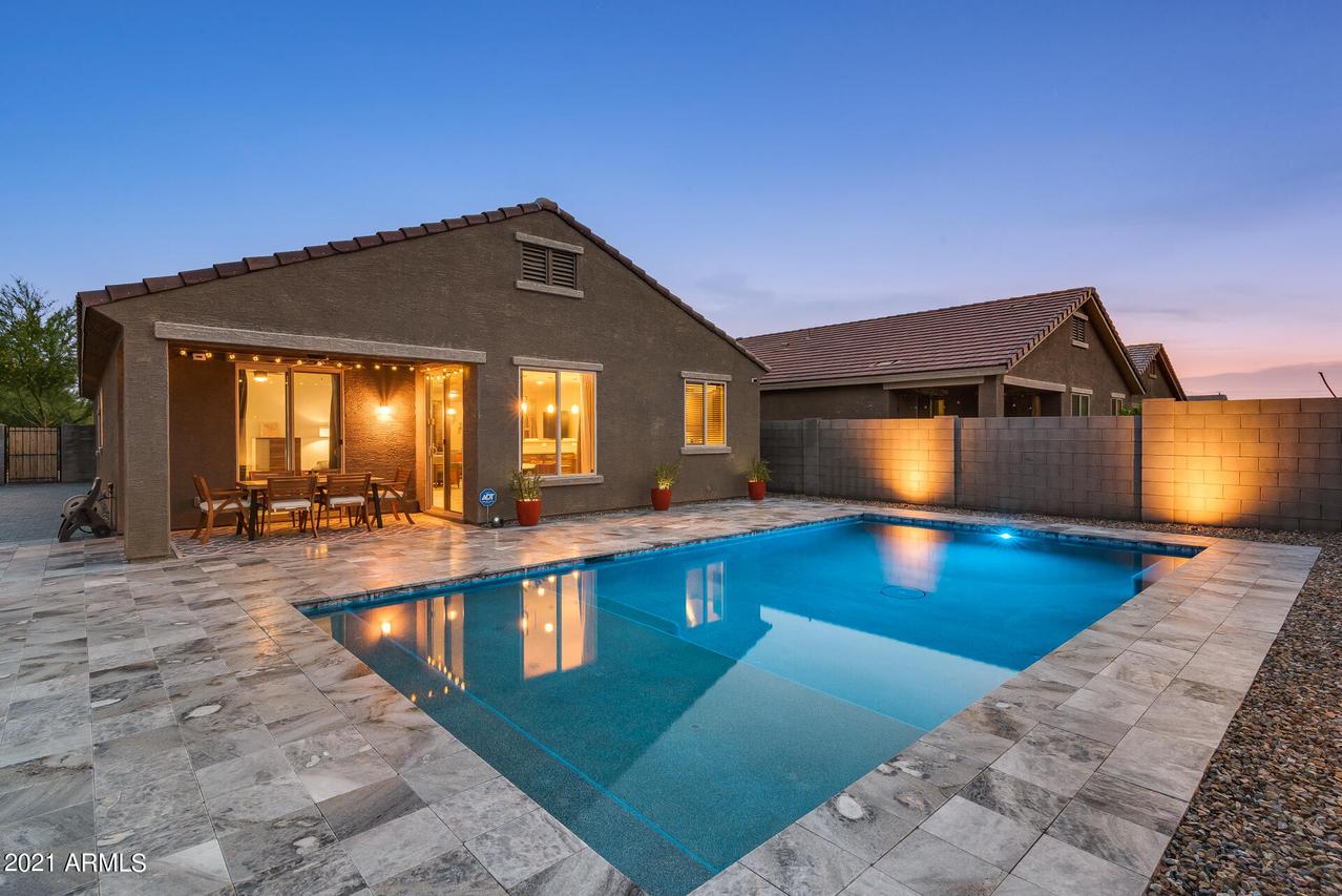 2154 E Aire Libre Ave., Phoenix, AZ 85022