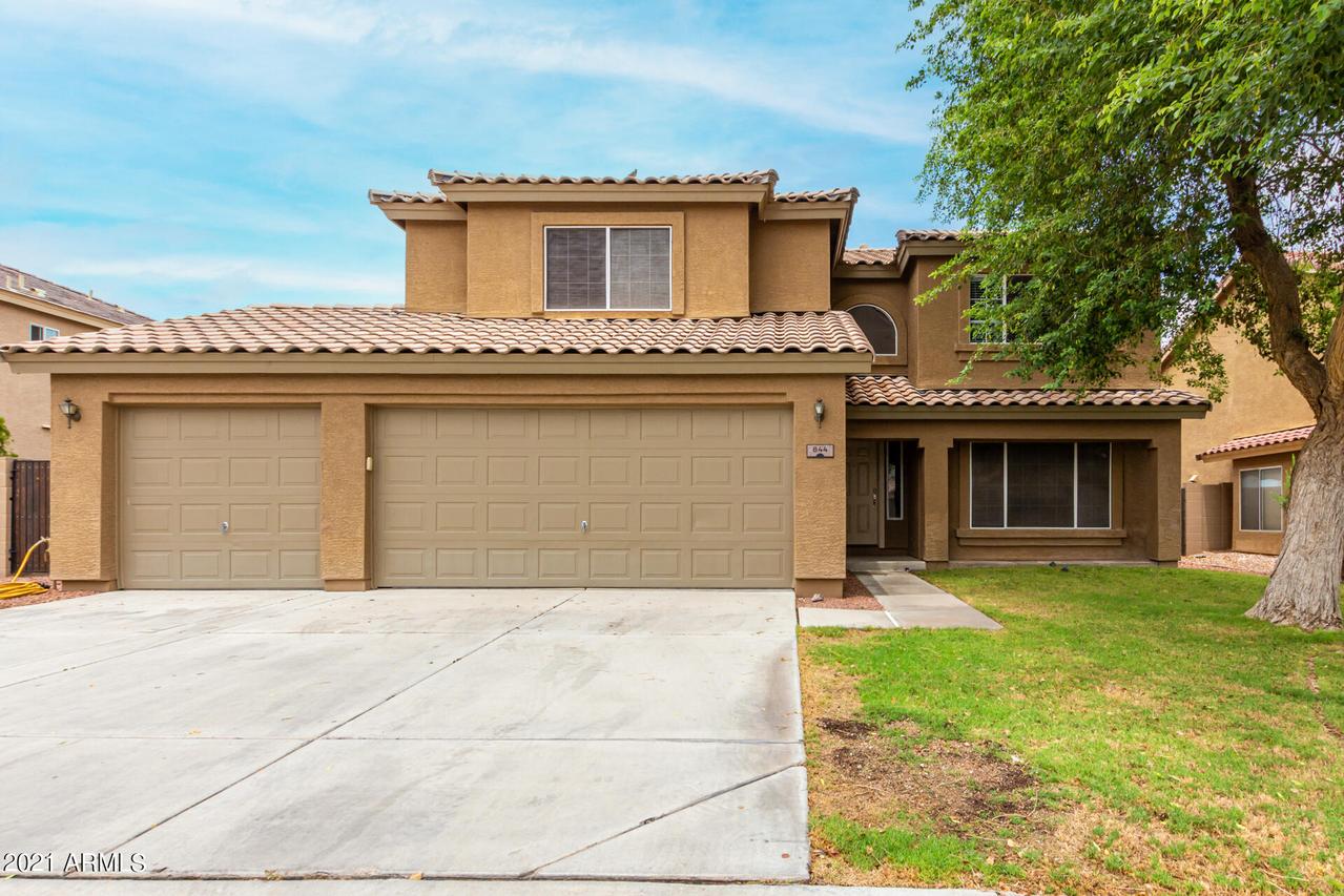 844 E Rosebud Dr., San Tan Valley, AZ 85143